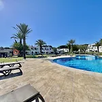 Lägenhet Balaia Golf Vilage 1 With Pool By Homing